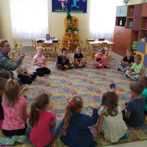 Międzynarodowy Dzień Kropki z przedszkolakami z PP w Pławnie
